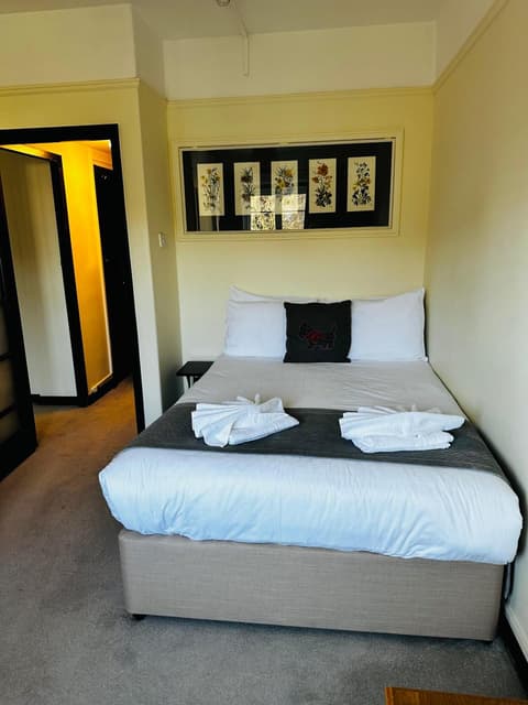 Vincent House London Residence, 