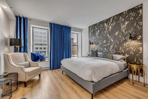 INITIAL - ORIGINE - Centre-Ville de Québec, 