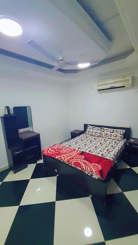 Furnished Bedrooms in villa with shared living room Sharjah, 