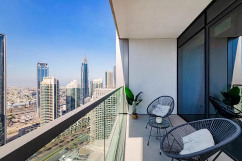 Knokey Luxury 1BR Apartments - 5 min walk to Burj Khalifa & Dubai Mall & Dubai Fountain, 