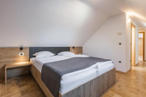 Török rooms, bistro & wellness, 