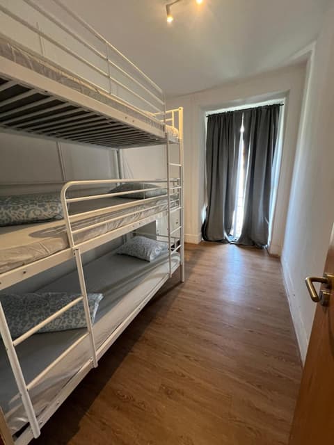 Bagetti hostel only for girls, 