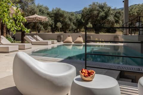 Nikoleta Hotel and Villas, 