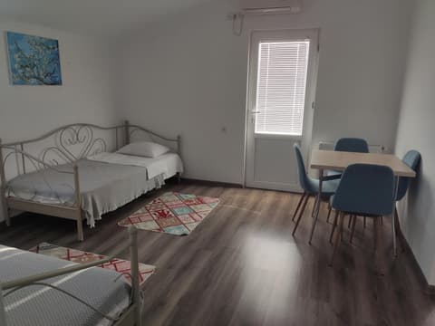 Family Нotel Banuri, 