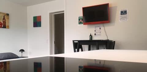 H&M Homes Apartments, 