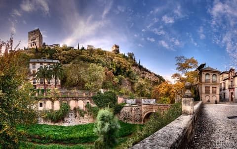 Warm Central Apartment Albayzin - Free Parking 15 min away, 