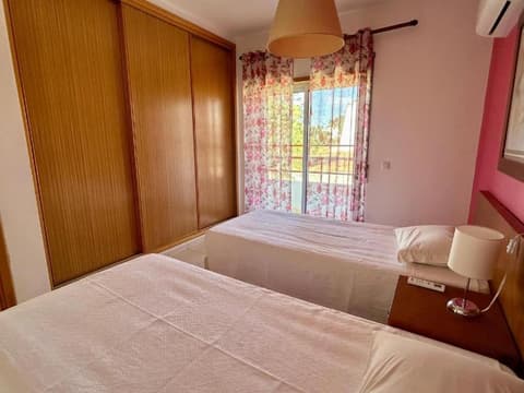 Apartamentos Santa Teresinha, 