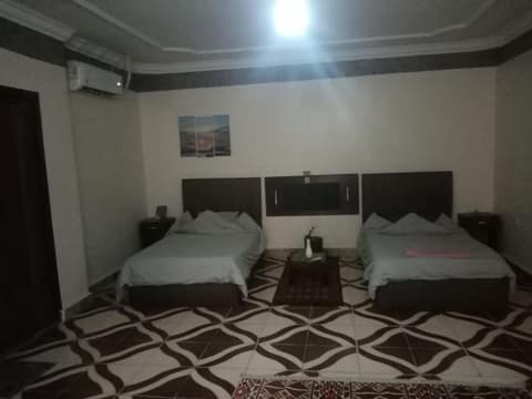 Secret of the pyramids house, 