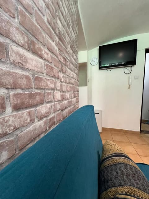 Kawalerka-Studio underground, 