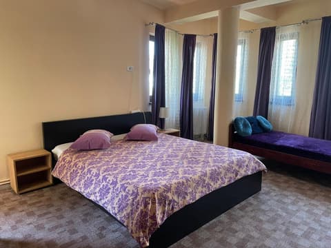 PENSIUNEA TEXAS self check-in, 