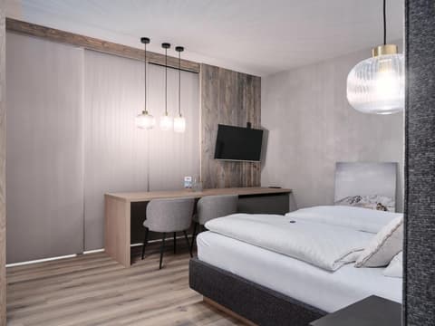 Hotel Garni Pinzgau, Fabian Hüttl, 