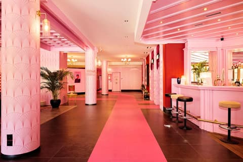 The Grand Arosa - Pop-Up Hotel Self Check-in, 