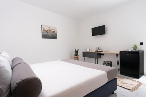 Семеен хотел Golden Place, 