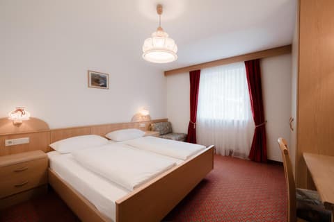 Apartment Hotel Elvis, 