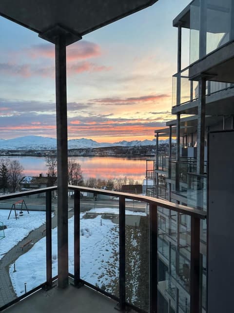 Perfect for Couples or Solo Travelers, just 10 min from Tromsø city, 