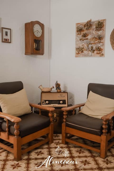 Guest House Almeixar, 