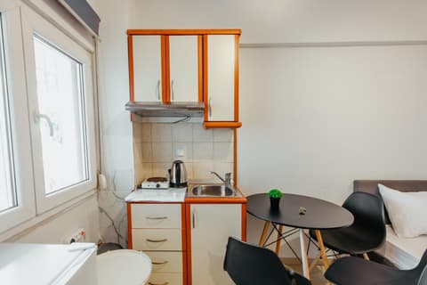 Stylish Central Retreat, 