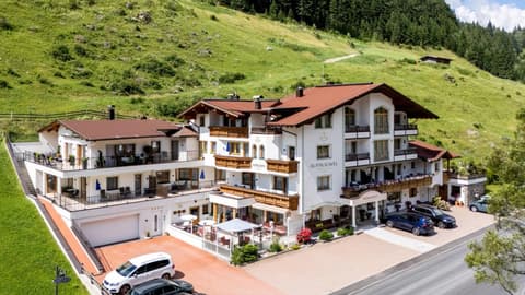 Hotel ALPINJUWEL 3-Sterne Superior, 