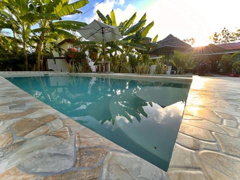 Zanzllywood Uroa Beach Apartments, 