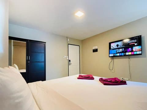 Breakers Hotel Rawai, 