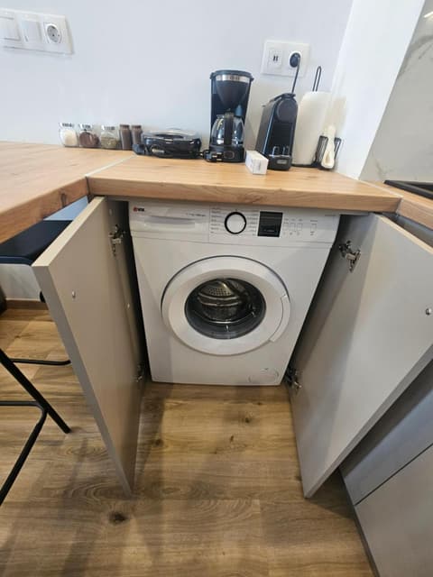 Sun Marco Apartments in Athens, 