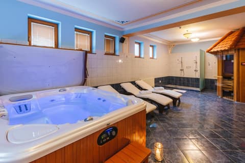 Török rooms, bistro & wellness, 