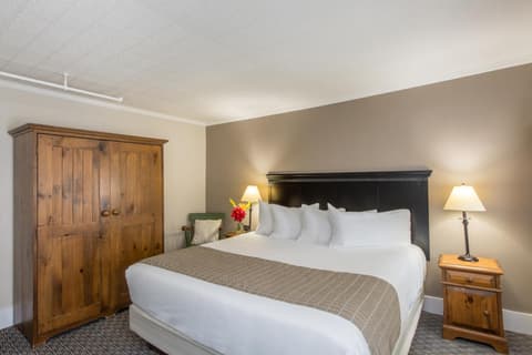 Eagle Mountain House and Golf Club, 