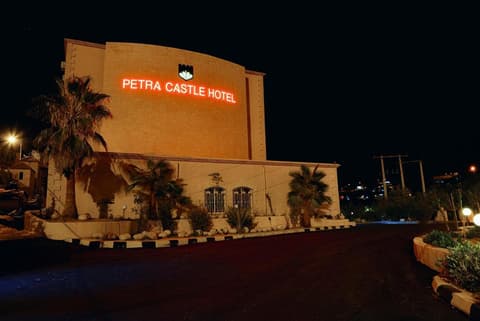 Petra Castle Hotel, 