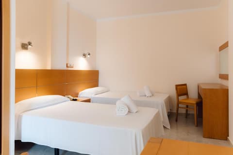 Moon Dreams Atlantic, 