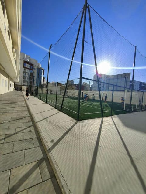 Apartment and family residence 2 bedrooms, pools, 