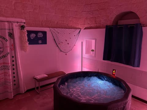 Baia Sangiorgio Hotel & Beach Club, 