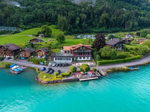 Boutique Hotel Bellevue B&B am Brienzersee Iseltwald Interlaken, 