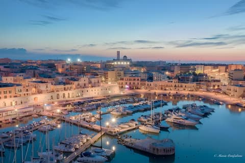 Quo Vadis Yacht in Bisceglie Harbor, 