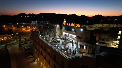 Petra Moon Hotel, 
