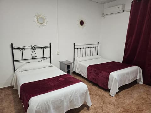 ROOMS Los MONTES, 
