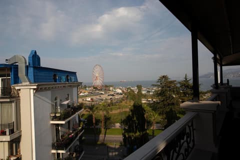 Batumi World Palace, 