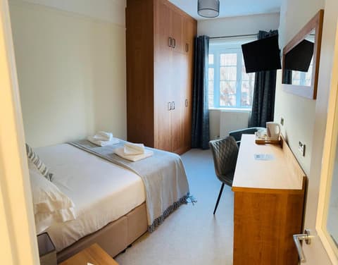 Vincent House London Residence, 