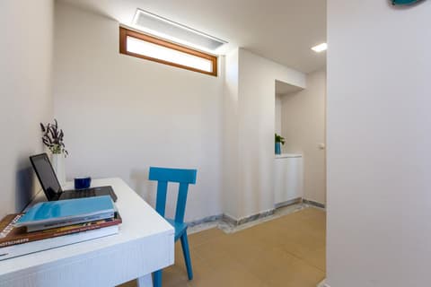 Mikro Livadi Special Lodges - Has an Eco Salt water pool - 150m from the beach, 