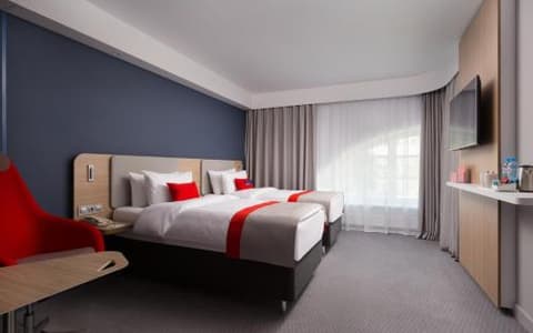 Express St. Petersburg - Sadovaya, 