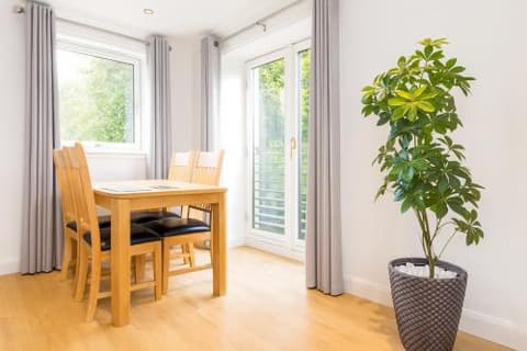 Canon Court ApartHotel, 