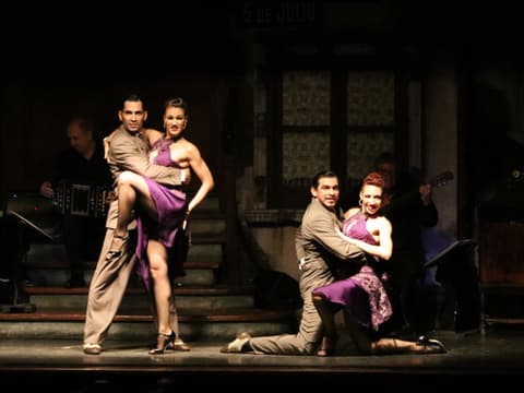 Escapade urbaine de 4 jours à Buenos Aires avec spectacle de tango, guide francophone