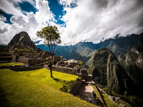 The Heart of the Empire, Private Tour