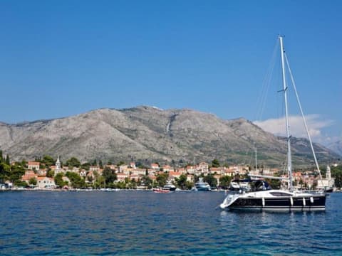 Découvrez les trésors cachés de Split, Mostar, Medjugorje et Dubrovnik, Autotour