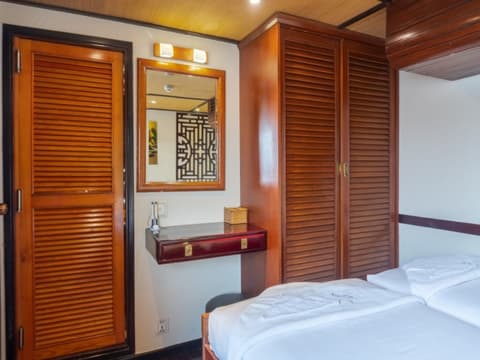 Toum Tiou II – 9 Days / 8 Nights: Siem Reap to Saigon