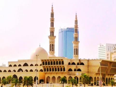 UAE Escorted Tours: The Essential