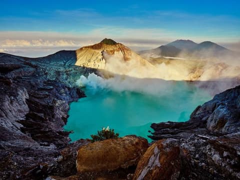 Ijen Crater & Plantation