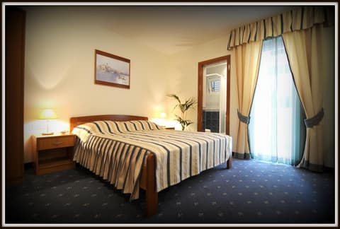 HOTEL ROSINA, 