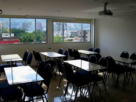 Hotel Cali Plaza Sports, 