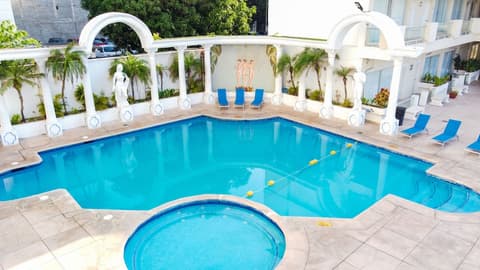 Romano Palace Hotel & Suites, 