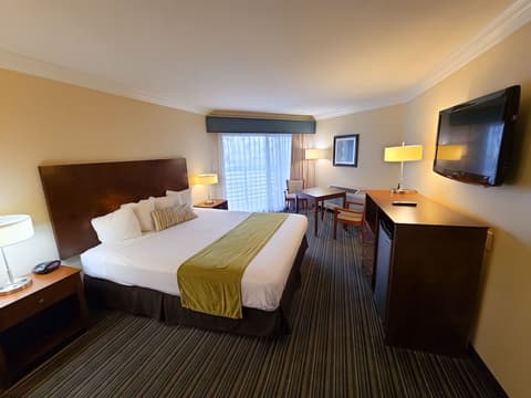 BEST WESTERN HUNTINGTON BEACH, 